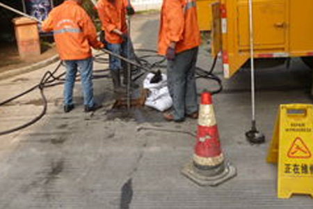 自贡大安凉高山专用高压清洗车,化粪池清理疏通多少钱,附近专业修马桶漏水